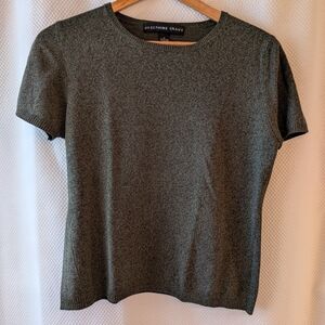 Dark khaki green knit T-shirt with short sleeves